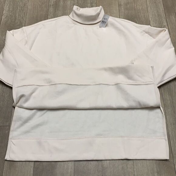 Womens Nwt‎ Lou & Grey Turtleneck Oversized Top - Picture 3 of 6